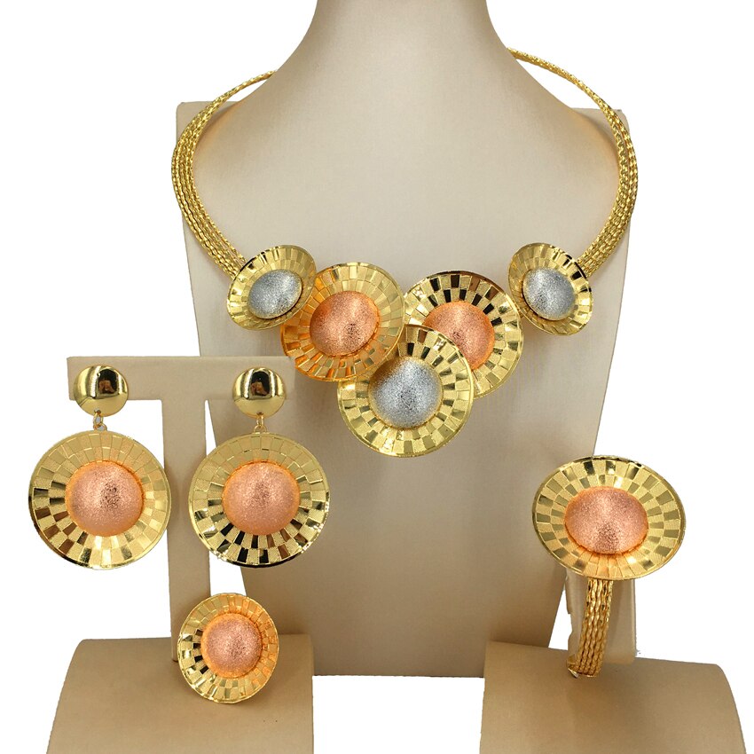 Experience the epitome of luxury with our Fashion African Dubai Gold Plated Jewelry Set, featuring a stunning all-copper hollow surround necklace