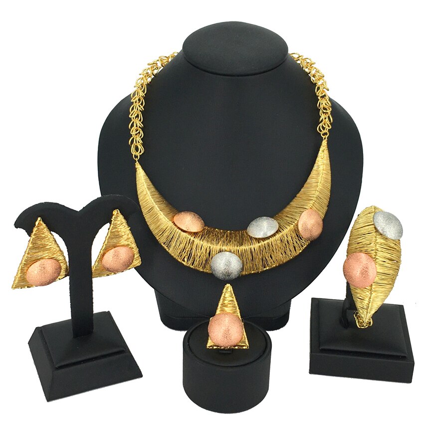 Indulge in the exquisite allure of our Fashion African Dubai Gold Plated Jewelry Set, boasting a sleek and sophisticated design.
