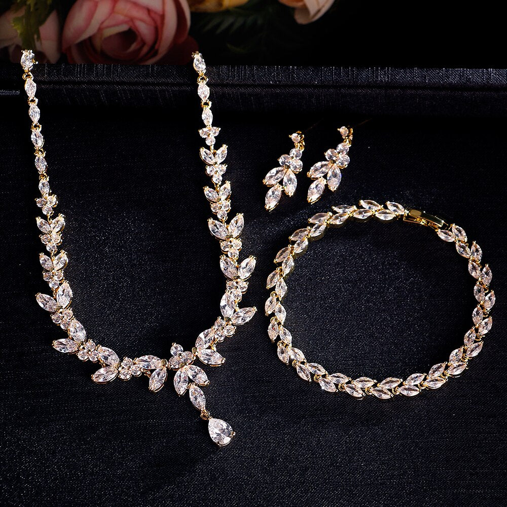 Luxury Brilliant Zirconia Leaf Necklace Earrings Rings Bracelets Set